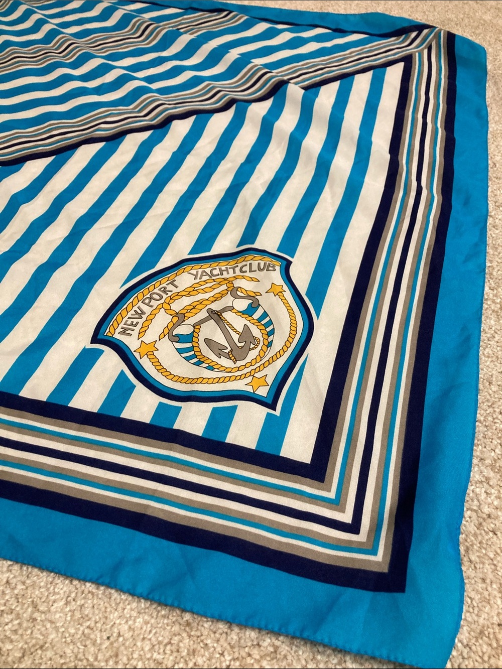 VINTAGE (?) NANTUCKET: NEWPORT YACHT CLUB SILK SCARF, top or headwrap, 30x30 - Picture 5 of 7